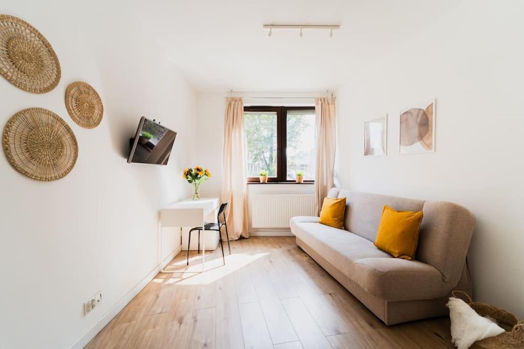 Center - 3 - New Building - Private Parking Place - Garage Apartment *