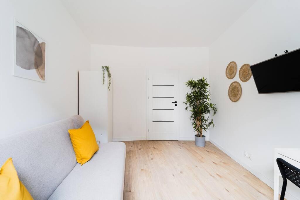 Center - 3 - New Building - Private Parking Place - Garage * Wroclaw